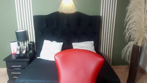 Snapshot of desiring__angel chatting on 01-22-25, 08:51 Desiring Angel online show from 01-22-25, 08:51