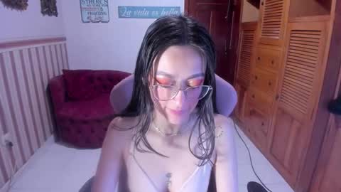 Desiring Angel online show from 11-15-25, 06:00