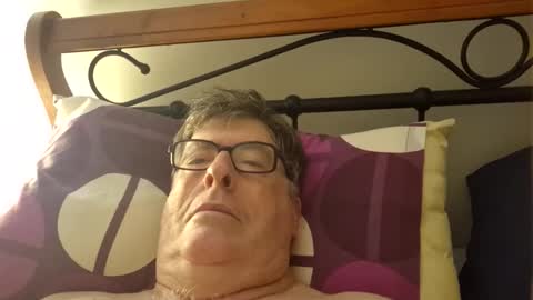 Desmon1958 online show from 01-09-26, 08:32