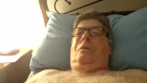 Desmon1958 online show from 04-18-26, 07:07