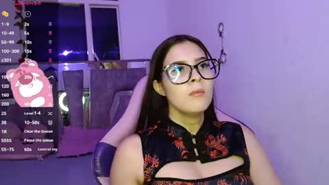 Snapshot of destinya_ chatting on 06-12-26, 12:15 destinya_ online show from 06-12-26, 12:15