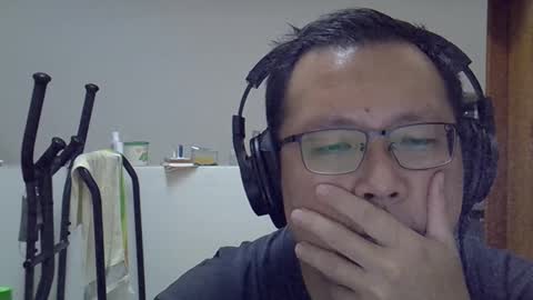 Snapshot of destroy1984 chatting on 10-18-25, 02:07 Destroy November 1984 online show from 10-18-25, 02:07