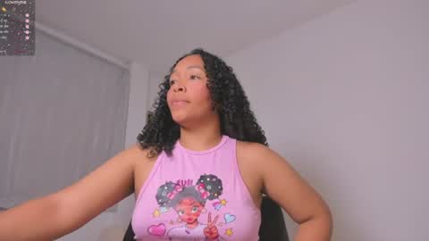 Snapshot of desty_y chatting on 06-12-26, 11:03 desty_y online show from 06-12-26, 11:03