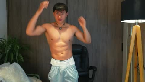 Snapshot of deus_belli chatting on 06-14-26, 01:35 Deus Belli online show from 06-14-26, 01:35