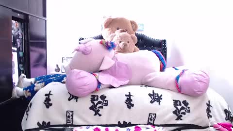 Snapshot of devi_black_13_ chatting on 04-28-26, 08:47 devi_black_13_ online show from 04-28-26, 08:47