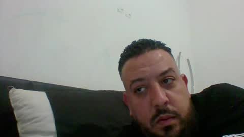 Snapshot of devil_angel66 chatting on 07-11-26, 11:35 devil_angel66 online show from 07-11-26, 11:35