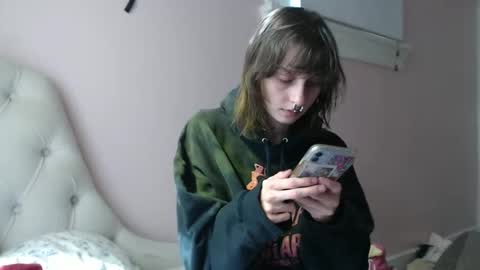 poutyangel online show from 10-02-25, 08:38