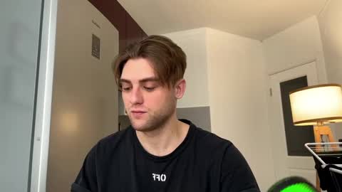 Snapshot of devilnut1 chatting on 02-13-25, 07:45 devilnut1 online show from 02-13-25, 07:45