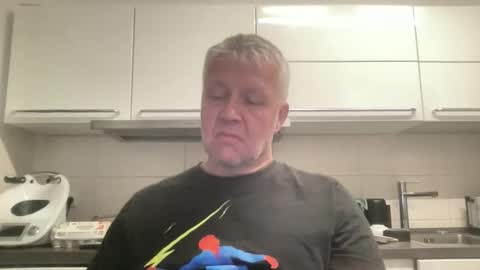 Devon online show from 09-21-25, 09:49