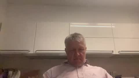 Snapshot of devon_nite chatting on 05-07-26, 12:27 Devon online show from 05-07-26, 12:27