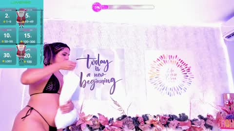 Snapshot of devoraevanss1 chatting on 12-22-24, 10:47 Mrs Devora online show from 12-22-24, 10:47