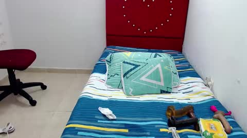 Snapshot of devorasexy2 chatting on 01-10-25, 12:59 Devora.. online show from 01-10-25, 12:59