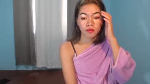 dexie121698 online show from 01-21-25, 03:26