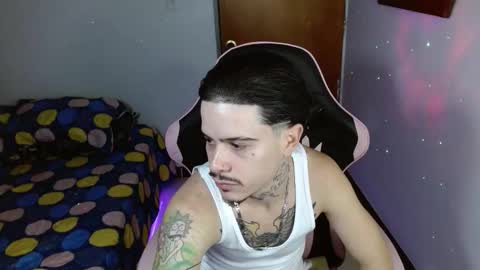 Snapshot of deymon_420 chatting on 12-04-25, 07:06 Deymon online show from 12-04-25, 07:06