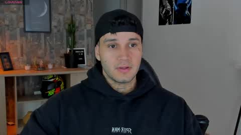 JULIAN online show from 06-02-26, 10:34