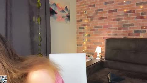 Kira online show from 03-08-26, 05:22