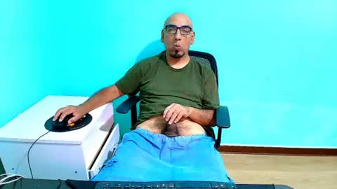 Snapshot of dharne10 chatting on 07-19-26, 05:33 dharne10 online show from 07-19-26, 05:33