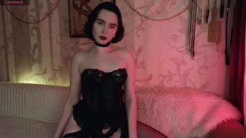 Diana Di Honey online show from 01-16-26, 02:21