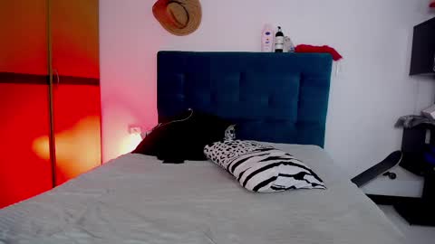 Snapshot of diabla_sexyboobs chatting on 02-27-25, 07:58 D I A B L A online show from 02-27-25, 07:58