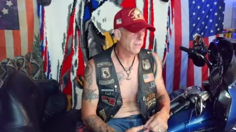 Snapshot of diabolic_yeti76 chatting on 06-13-26, 12:14 Yeti online show from 06-13-26, 12:14
