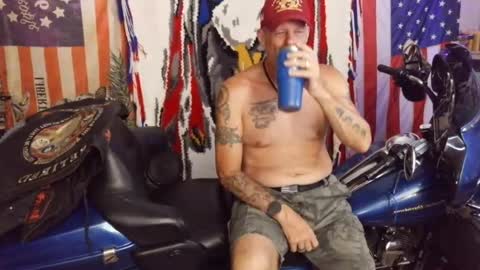 Snapshot of diabolic_yeti76 chatting on 06-14-26, 04:53 Yeti online show from 06-14-26, 04:53