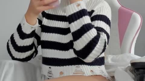 Thea online show from 12-28-24, 08:05