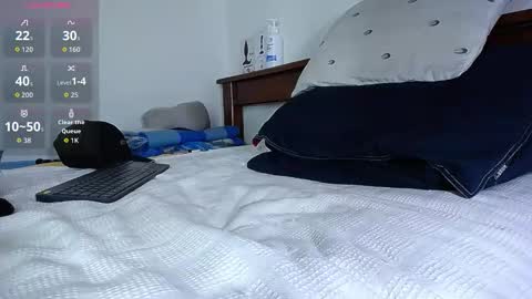 Snapshot of diamond_black00 chatting on 05-19-26, 01:56 MaSSimo online show from 05-19-26, 01:56
