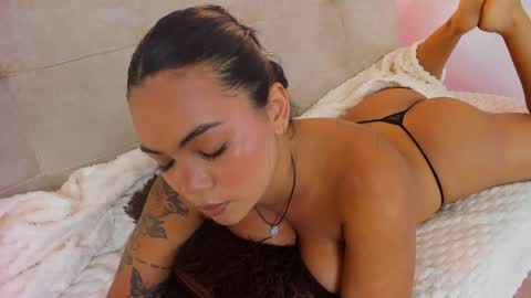 Snapshot of diamond_canela chatting on 05-01-26, 12:26 diamond_canela online show from 05-01-26, 12:26