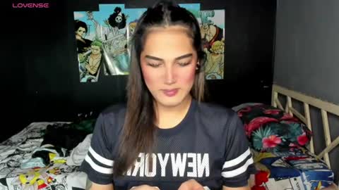 Snapshot of diamond_foxy chatting on 06-15-26, 07:43 Wency online show from 06-15-26, 07:43