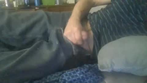 Snapshot of diamondeye112 chatting on 12-19-25, 01:40 diamondeye112 online show from 12-19-25, 01:40