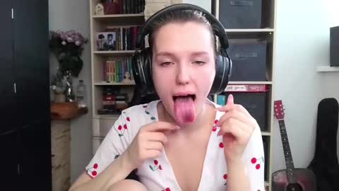 Snapshot of diana_back3 chatting on 10-30-25, 07:21 diana_back3 online show from 10-30-25, 07:21