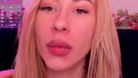 Snapshot of diana_garrett chatting on 01-13-25, 07:54 Diana  online show from 01-13-25, 07:54