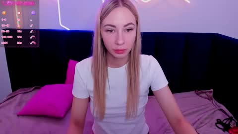 Snapshot of diana_garrett chatting on 01-19-25, 11:56 Diana  online show from 01-19-25, 11:56