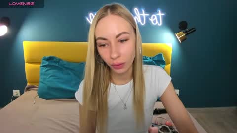 Snapshot of diana_garrett chatting on 01-26-25, 08:46 Diana  online show from 01-26-25, 08:46