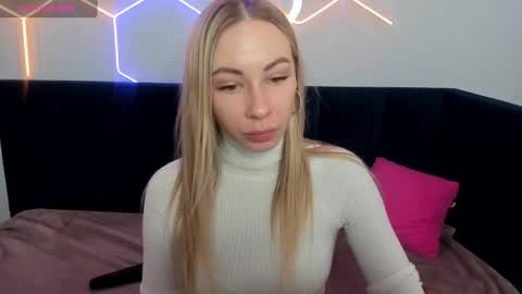 Snapshot of diana_garrett chatting on 02-12-25, 08:59 Diana  online show from 02-12-25, 08:59