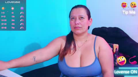 Snapshot of diana_lozano chatting on 05-08-26, 05:18 Diana Lozano online show from 05-08-26, 05:18