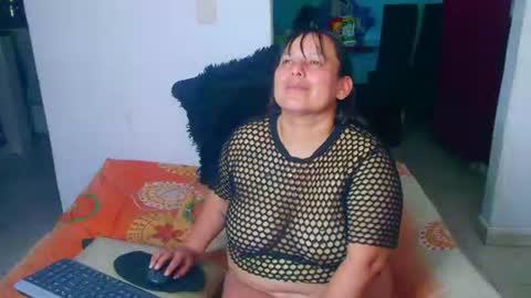 Snapshot of diana_lozano chatting on 07-05-26, 04:19 Diana Lozano online show from 07-05-26, 04:19