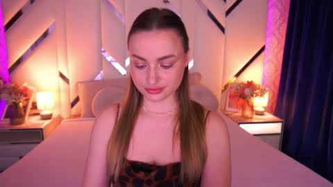 Snapshot of diana_nova chatting on 04-05-26, 06:43 diana_nova online show from 04-05-26, 06:43