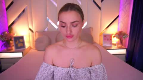 Snapshot of diana_nova chatting on 05-13-26, 01:30 diana_nova online show from 05-13-26, 01:30