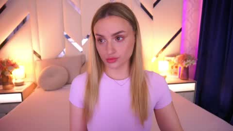 Snapshot of diana_nova chatting on 05-22-26, 01:39 diana_nova online show from 05-22-26, 01:39