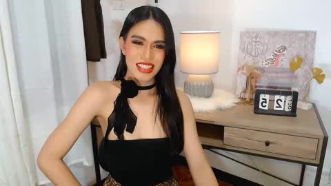 diana_victoria online show from 10-24-25, 05:20
