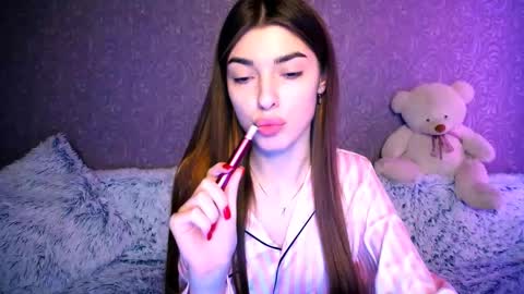 Snapshot of dianaa_lee chatting on 01-09-25, 05:02 DIANA online show from 01-09-25, 05:02