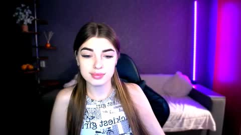 Snapshot of dianaa_lee chatting on 09-10-25, 07:25 DIANA online show from 09-10-25, 07:25