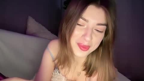 Snapshot of dianaa_lee chatting on 04-27-26, 10:08 DIANA online show from 04-27-26, 10:08