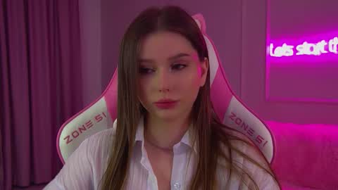 Diana online show from 11-23-25, 06:41