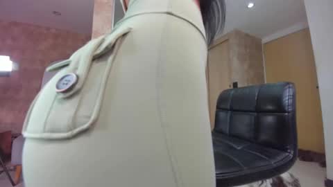 dianac1998 online show from 02-13-25, 08:45