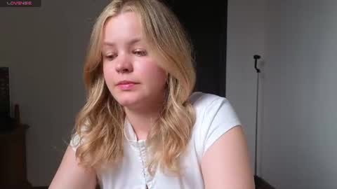 Olga online show from 06-18-26, 04:11