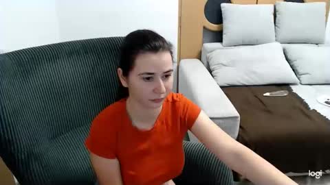 dianasmiey7 online show from 12-15-25, 10:52