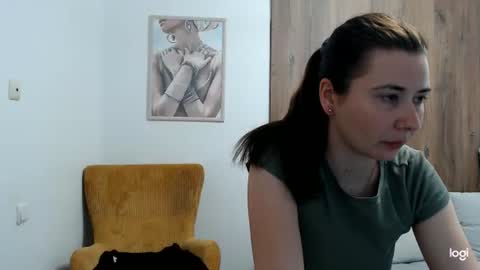 dianasmiey7 online show from 04-28-26, 11:04