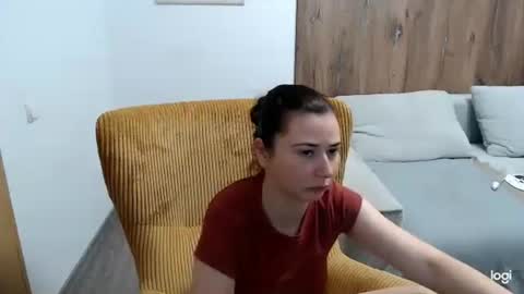Snapshot of dianasmiey7 chatting on 05-11-26, 08:09 dianasmiey7 online show from 05-11-26, 08:09